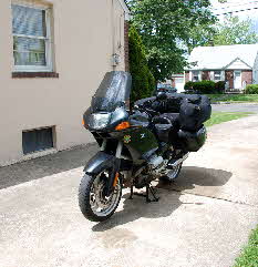 2011-05-08, 001, R1100RSL with Rounder Bag