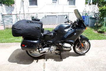 2011-05-08, 005, R1100RSL with Rounder Bag