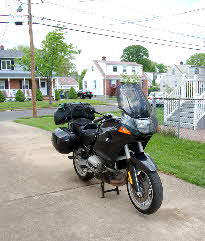 2011-05-08, 013, R1100RSL with Gym Bag