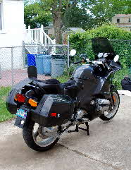 2011-05-08, 016, R1100RSL with Rear Support Plate